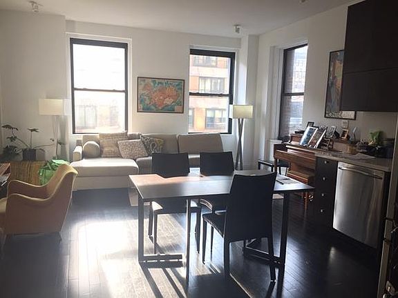 3rd image of 31 Union Sq W APT 7E