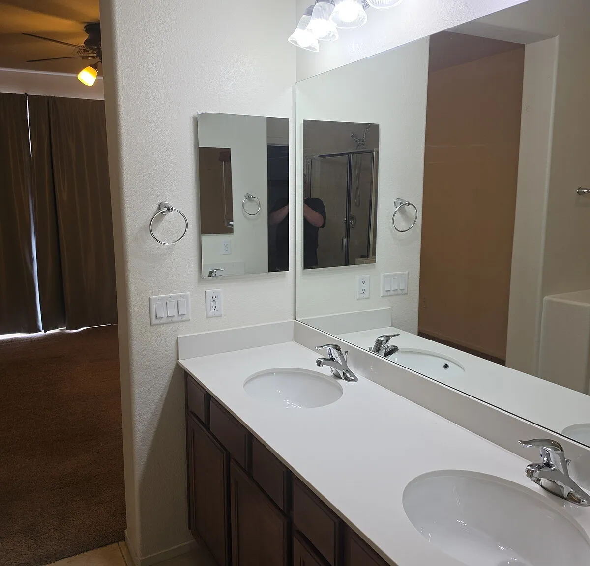 4 bed, 3.5 bath, 2693 sqft, $3,064 — Photo 4