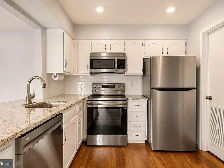 3520 Neils Ct #B — Photo 13