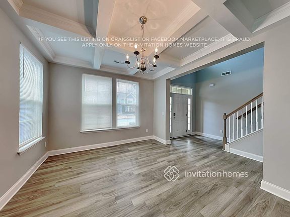 4th image of 42 Pearsall Farm Ln