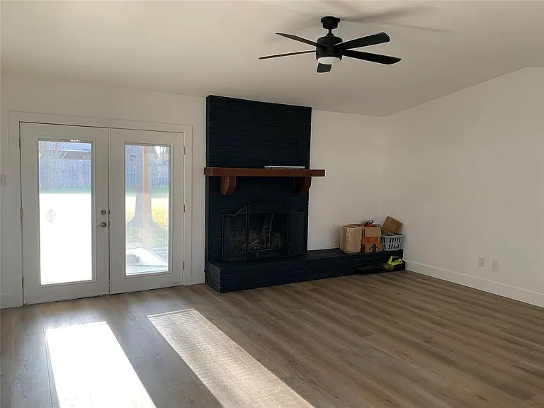 3503 Roanoke Dr — Photo 7
