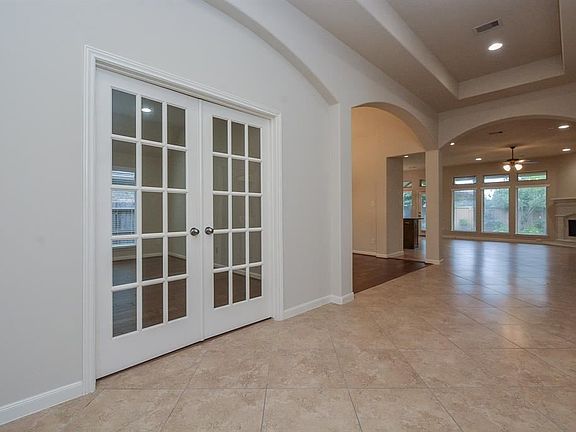 5th image of 10002 Montecola Pine Dr