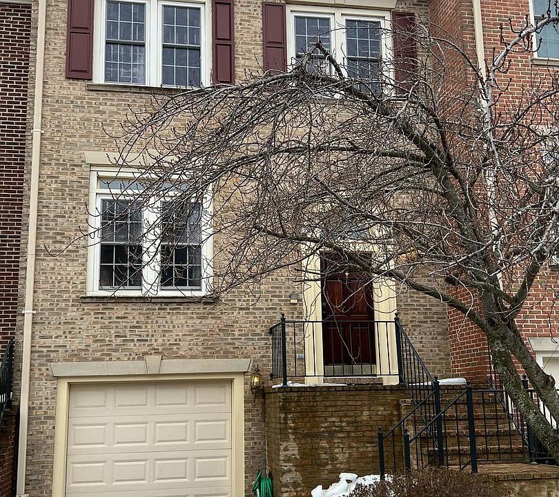 1st image of 3935 Barcroft Mews Ct