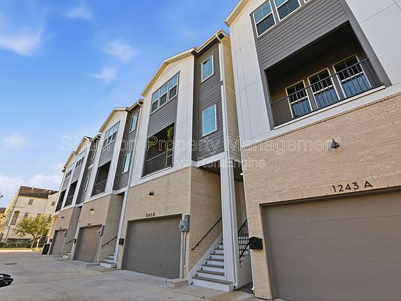 3rd image of 1243 W 23rd St Unit B