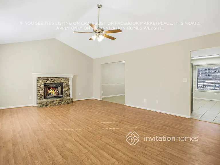 729 Country Lake Ct — Photo 5