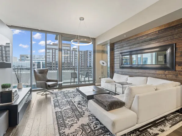 1212 Laurel St APT 2114, Nashville, TN 37203