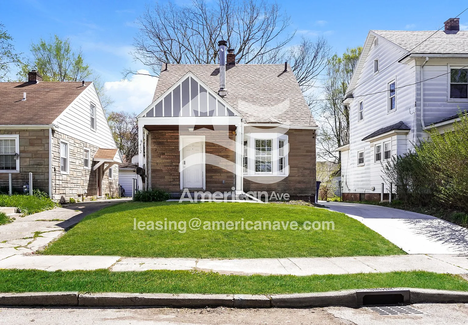 3 bed, 1.0 bath, 1099 sqft, $1,265 — Photo 1