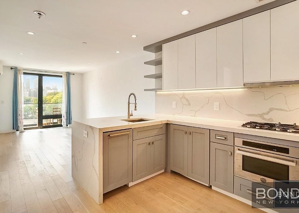 1st image of 1107 Welling Ct #4C