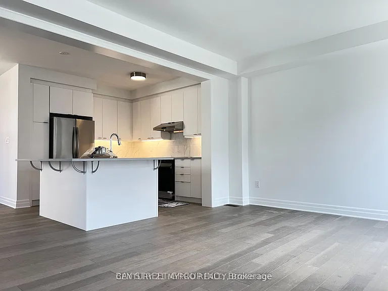 43 Berczy Manor Cres — Photo 2