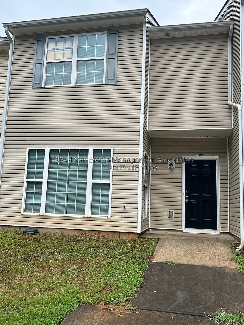 3 bed, 2.5 bath, 1377 sqft, $1,325 — Photo 1