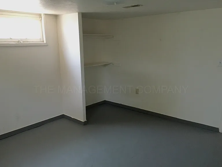 2395 E 3000 N — Photo 16