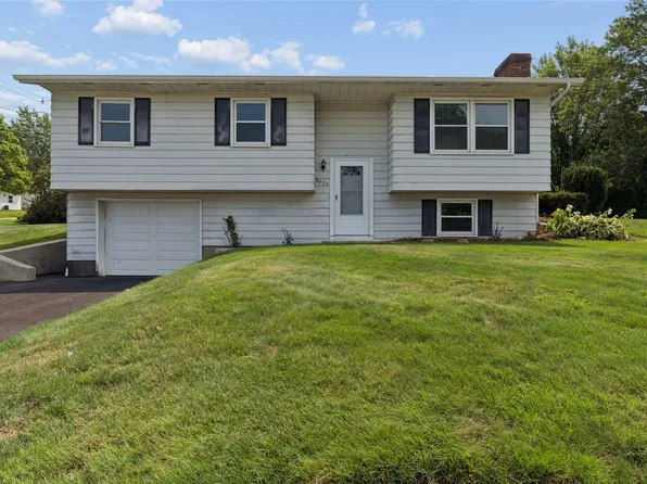 2025 E 42nd St, Erie, PA 16510