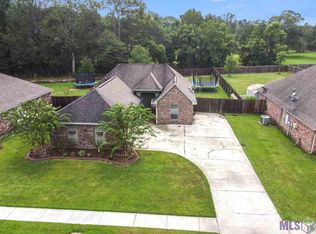 34225 Hawks Cv, Denham Springs, LA 70706