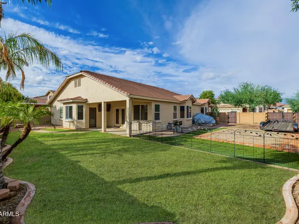 18567 W ONYX Avenue, Waddell, AZ 85355