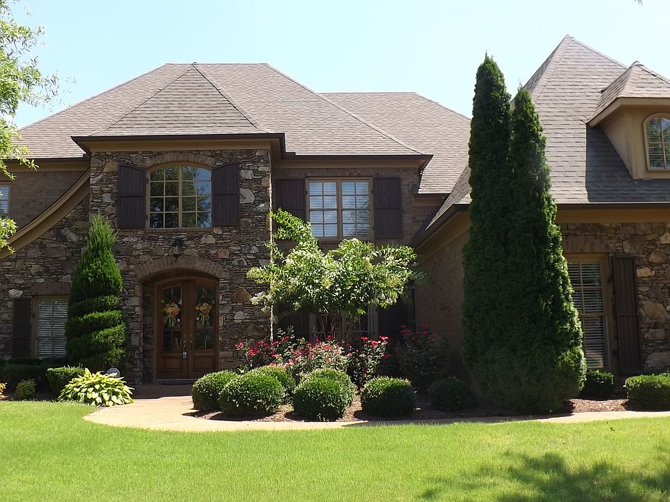 Executive Living!