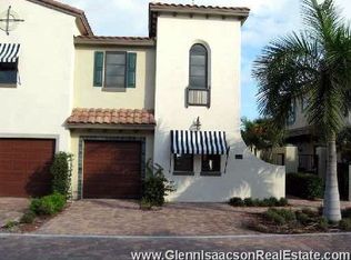 325 Via Villagio, Lake Worth, FL 33462