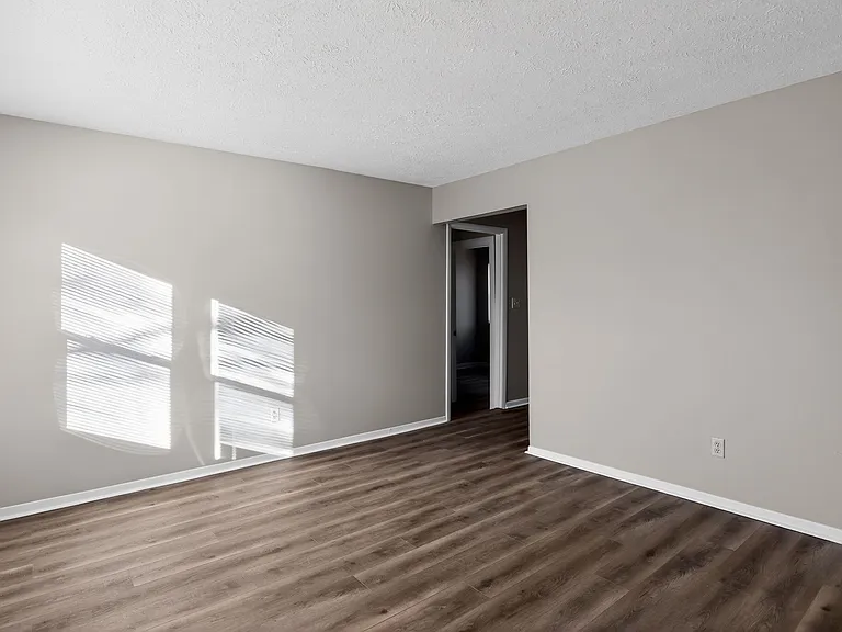 2707 Heatherlea Ct — Photo 7
