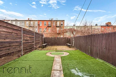 Rented by Rennit Inc.