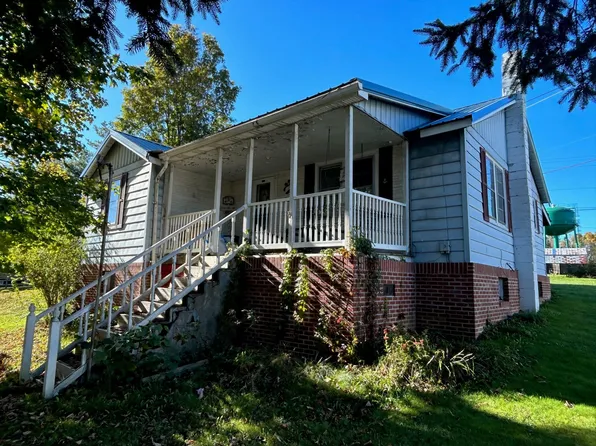 2154 Leivasy Rd, Nettie, WV 26681
