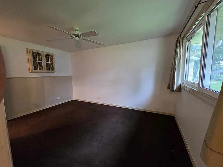 516 Bahama Ln — Photo 8