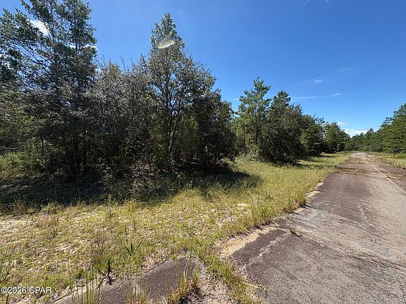 4th image of 27 Cascade Dr