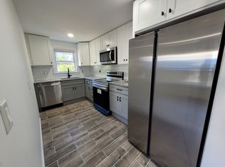 24 Winter St, Laconia, NH 03246