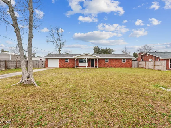 6025 Enzor St, Panama City, FL 32404