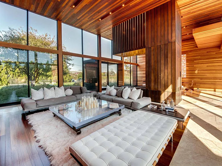385 Jobs Ln — Photo 8