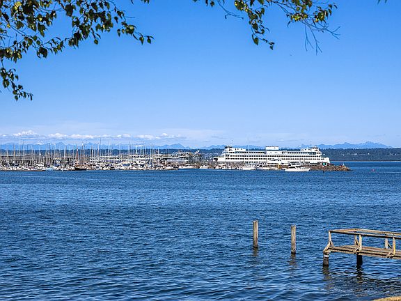 Stunning and panoramic views from all angles!