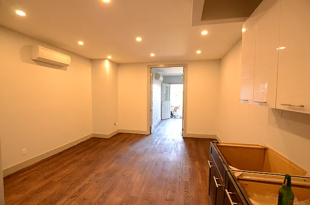 Rented by Miron Realty Group | media 25