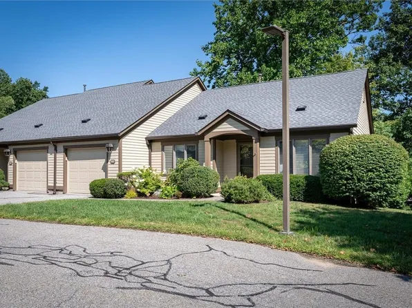 806 Heritage Hills #D, Somers, NY 10589