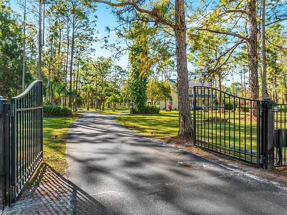 2nd image of 17156 Shetland Ln