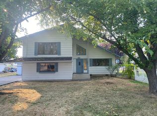 200 Clover Ln, Medford, OR 97501