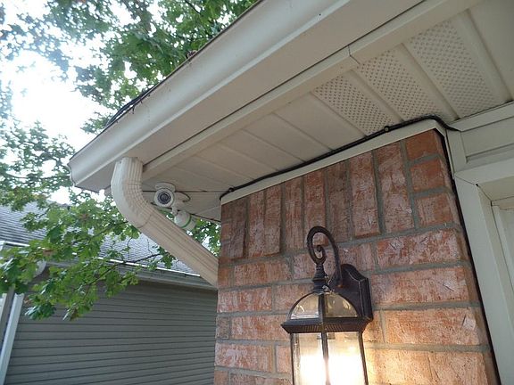 3rd image of 19 Headley Cir