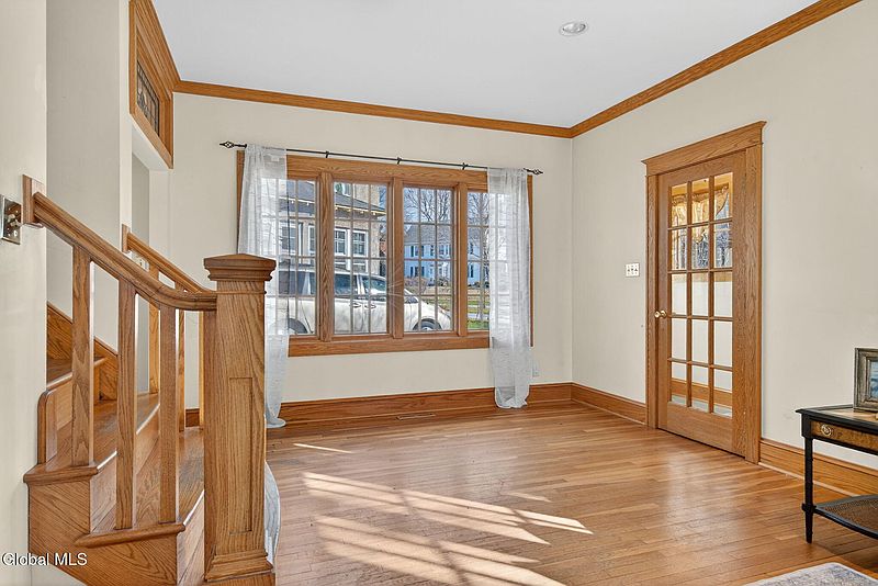 4th image of 14 Coolidge Road