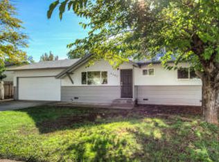 2093 Solar Way, Redding, CA 96002