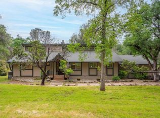 15837 Nauvoo Trl, Redding, CA 96001