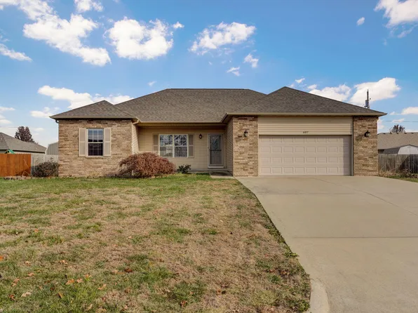 607 Kiowa Court, Strafford, MO 65757