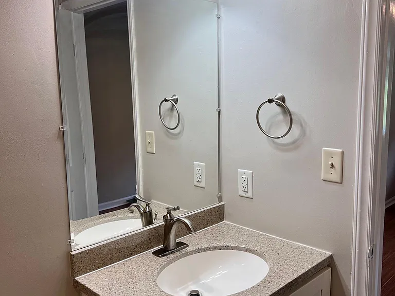 511 Poplar St #D — Photo 25
