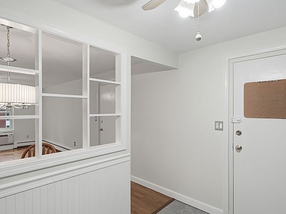 5th image of 4 Colonial Dr #A4-11