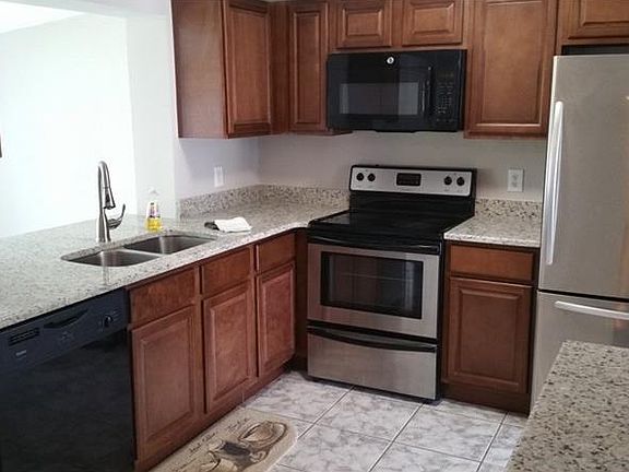 2nd image of 5025 Headlee Dr