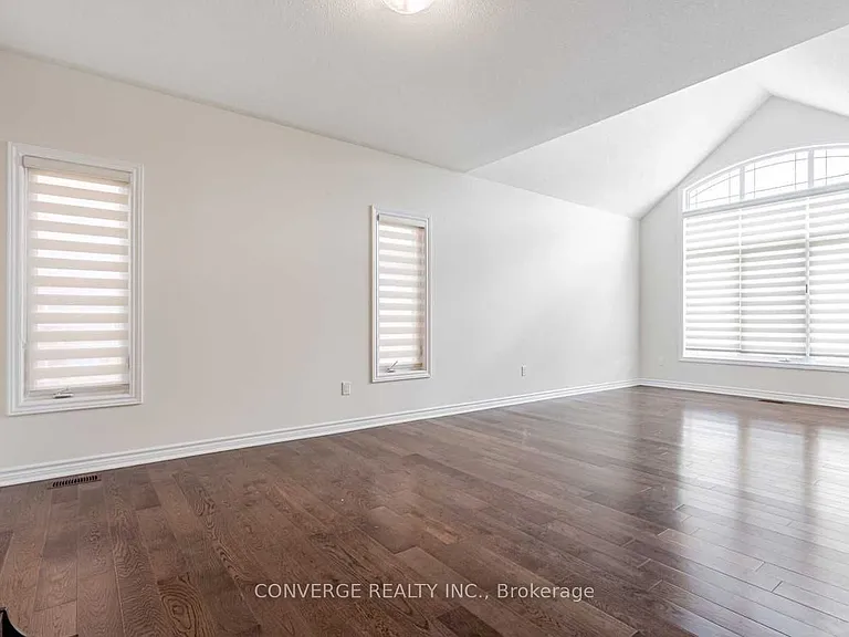 30 McCaskell St — Photo 5