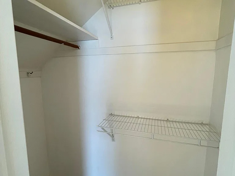 1933 Arthur St NE — Photo 17