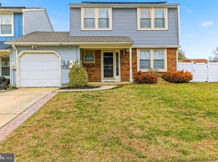 203 Jonathan Ln, Marlton, NJ 08053