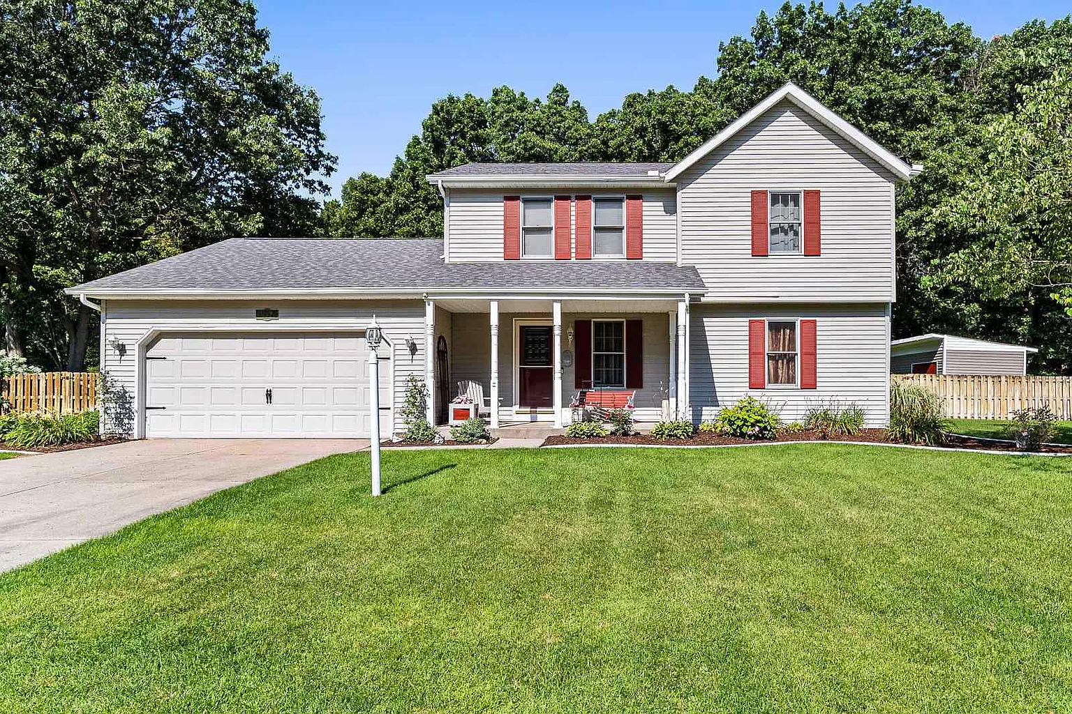 55929 Oakview Ln photo 1