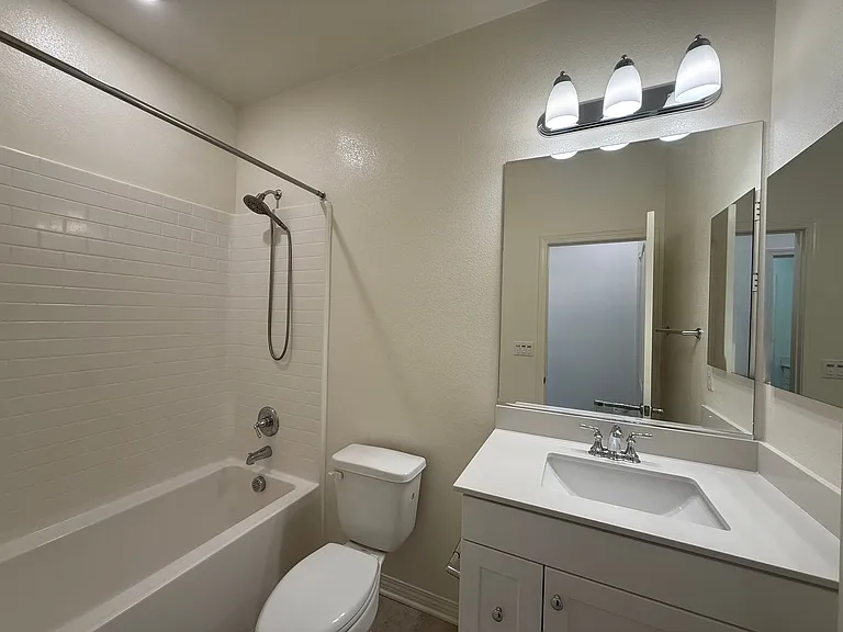 3918 Westbrook Ave — Photo 18