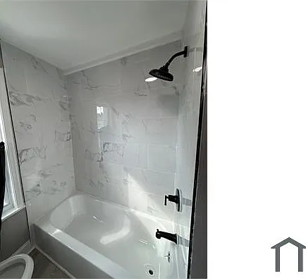 1336 Carroll St — Photo 8