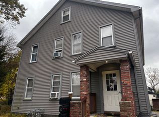27 Linda Ave, Chicopee, MA 01013