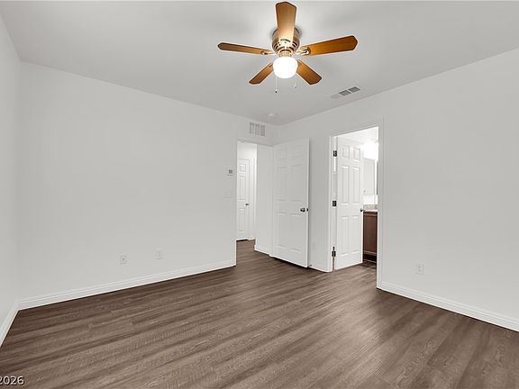 5th image of 4594 Ingleton Cir