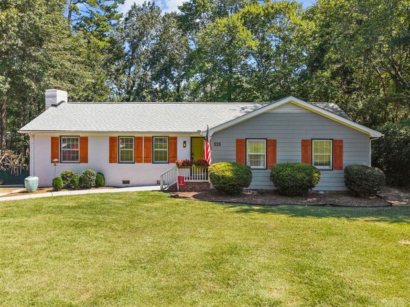525 Merrie Rd, Raleigh, NC 27606
